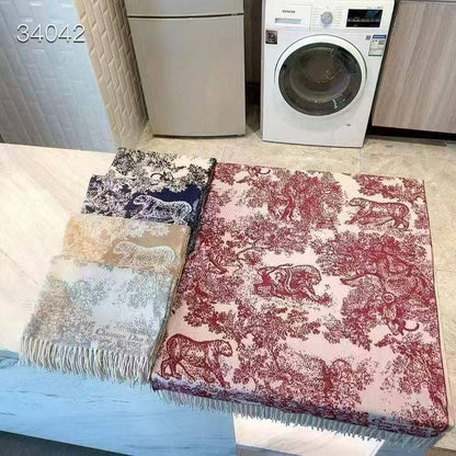 Winter scarf 
45 dhs🪙💚

Zain93