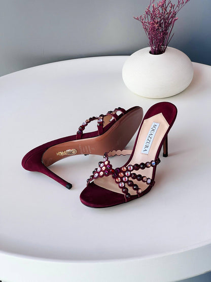 Aquzzura 
36_41
Super high quality* 
500 dhs❣️

Zain176
♥️♥️♥️