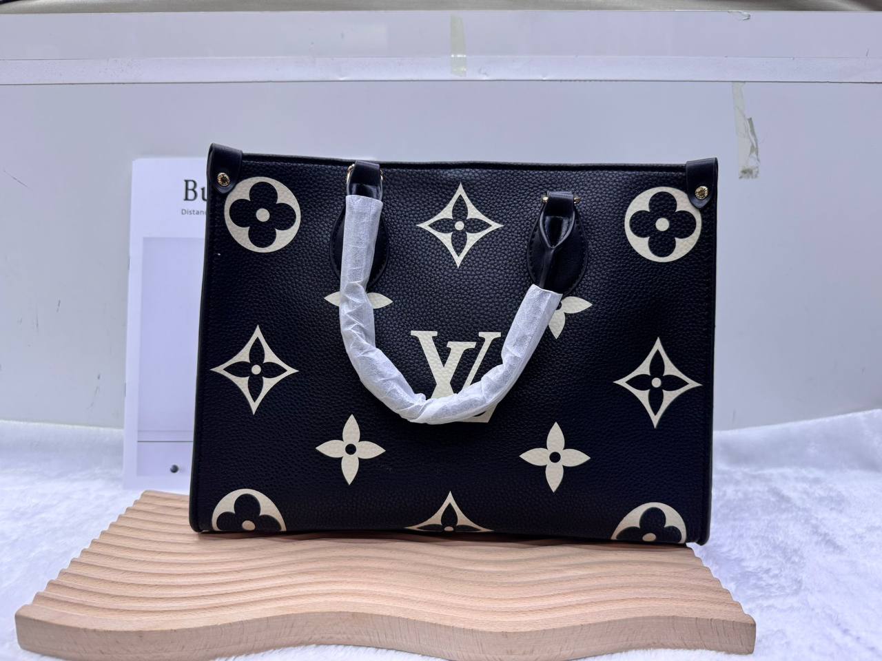 LV
110 dhs🪙🌨️

Zain114
♥️♥️♥️
