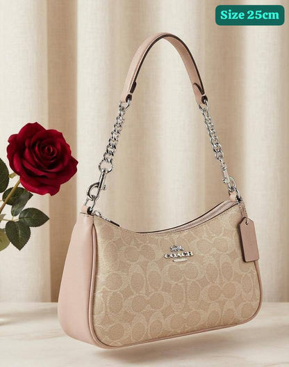 TORY BURCH
Totebag with Wrislet Zip
Canvas Material
Gold Logo And zip Hardware
Size :33 cm
Without BOX

110 dhs🇦🇪🇦🇪

Zain239
♥️♥️♥️