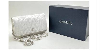 Chanel
withbox 
🎁🎁🎁

90 dhs🪙💕

Zain143
♥️♥️♥️