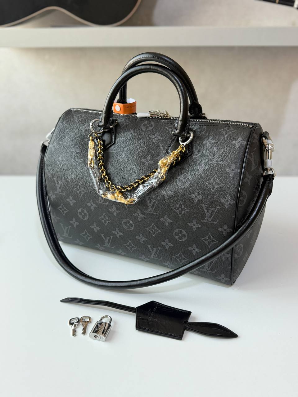 📍NEW COLLECTION 📍
🎒LOUIS VUTTON🎒
🌹SPEEDY 30CM🌹
👌Premium quality 👌
❤️WITH ORIGINAL PACKAGING❤️

For Price 👇 WhatsApp✅
0568585901 
0507557372
0552275751 Owner Zain 👌

Zain320
♥️♥️♥️