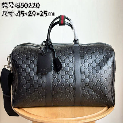 Gucci

45cm
370 dhs🇦🇪🇦🇪

Zain297
Zain228
♥️♥️♥️