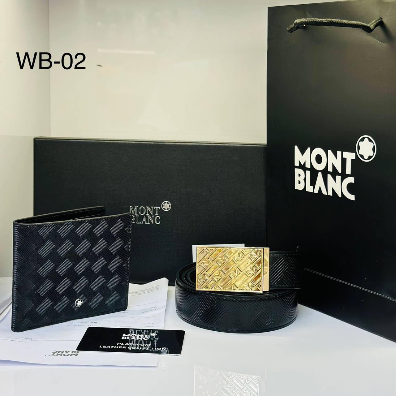 BELT SET 
GOOD QUALITY 
75 dhs💛
WITHBOX PAPER BAG

Zain40
♥️♥️♥️