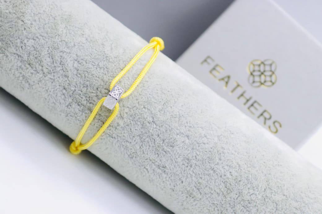 Bracelet 
55 dhs💓
+Box and paper bag🎁

Zain33
♥️♥️♥️