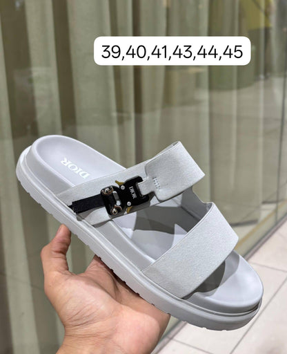 Dior Mens Slipper

120 dhs🇦🇪🇦🇪

Zain241
♥️♥️♥️