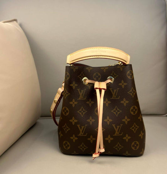 LV Master
270 dhs🪙💕

Zain228
♥️♥️♥️