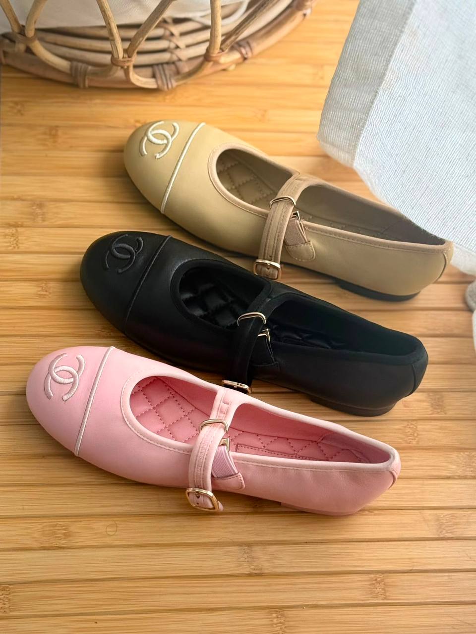 Chanel
Super Master
𝗦𝗶𝘇𝗲 𝟯𝟲 𝘁𝗼𝗼 𝟰𝟭 
450 dhs🇦🇪🇦🇪

Zain303
♥️♥️♥️
