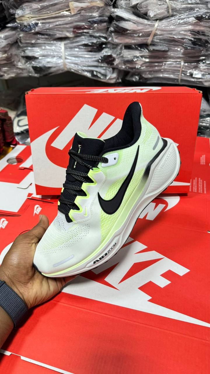 NIKE
Size 40-45⚡️
140 dhs💓

Zain183
♥️♥️♥️
