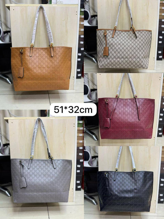 🌟 Gucci tote
1⃣️ First quality 
Size: 51 * 32  cm
100 dhs❣️

Zain115
♥️♥️♥️
