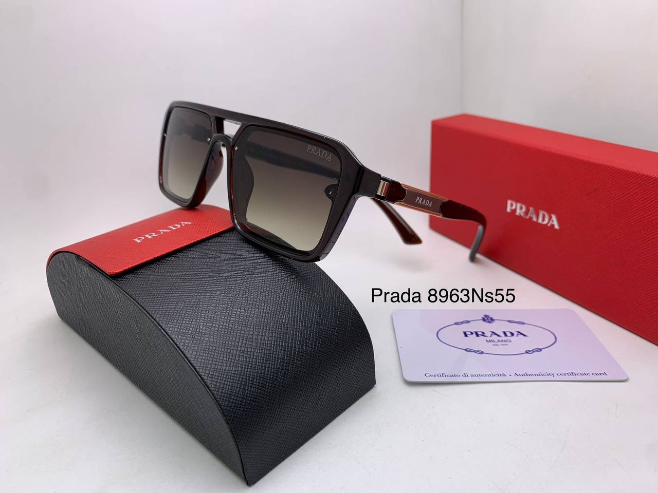 Prada
70 dhs💓

Zain126
♥️♥️♥️
