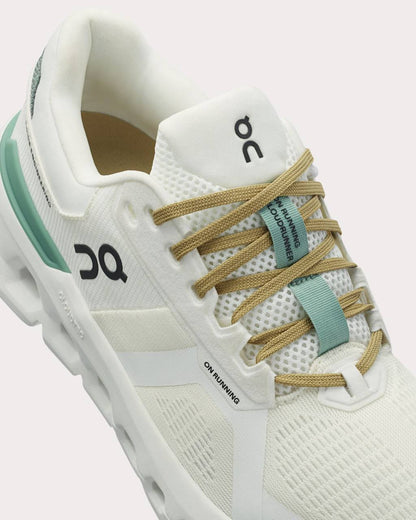 Cloudrunner 2 Sneaker ‘Undyed & Green’💚
36-45 AVAILABLE🤩
220 dhs✅

Zain242
♥️♥️♥️