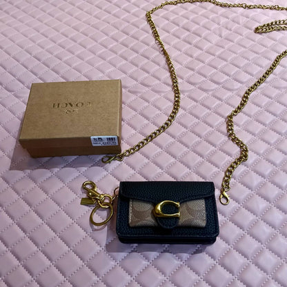 Coach
55 dhs🇦🇪🇦🇪
with box
size mini

Zain26
♥️♥️♥️