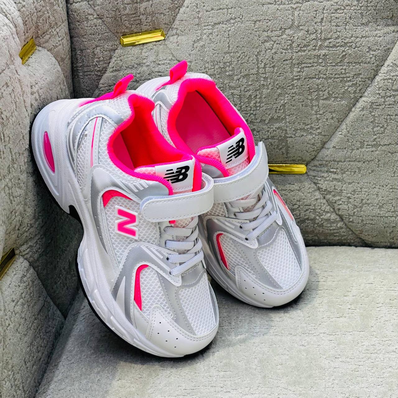 NB
Size 25to35    
75 dhs🇦🇪🇦🇪

Zain163
♥️♥️♥️