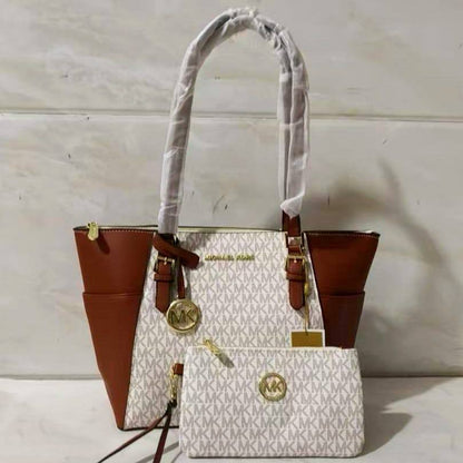 MK
95 dhs🪙🌨️
2in1

Zain26
♥️♥️♥️