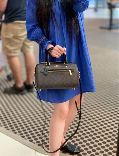 COACH 
HIGH QUALITY 
WITH BOX 
🎁🎁🎁

110 dhs✅

Zain295
♥️♥️♥️