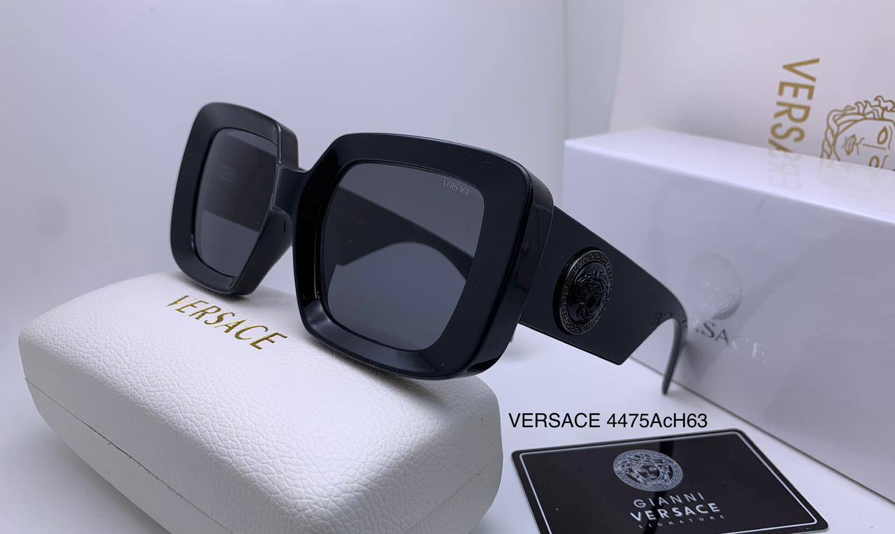 Master quality 
sunglasses 
180 dhs❣️

Zain126
♥️♥️♥️