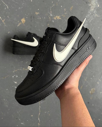 Nike Air Force 1 Low SP AMBUSH Black, 
Size 36-45, 
180 dhs🪙💕

Zain18
♥️♥️♥️