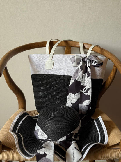 Available Again✨✨✨
*SET BEACH BAG(CAP & BAG)*
300 dhs❤️
Top quality

Zain167
♥️♥️♥️