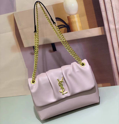 YSL 
Good Quality 
With Box 
🎁🎁🎁

105 dhs❣️

Zain250
♥️♥️♥️
