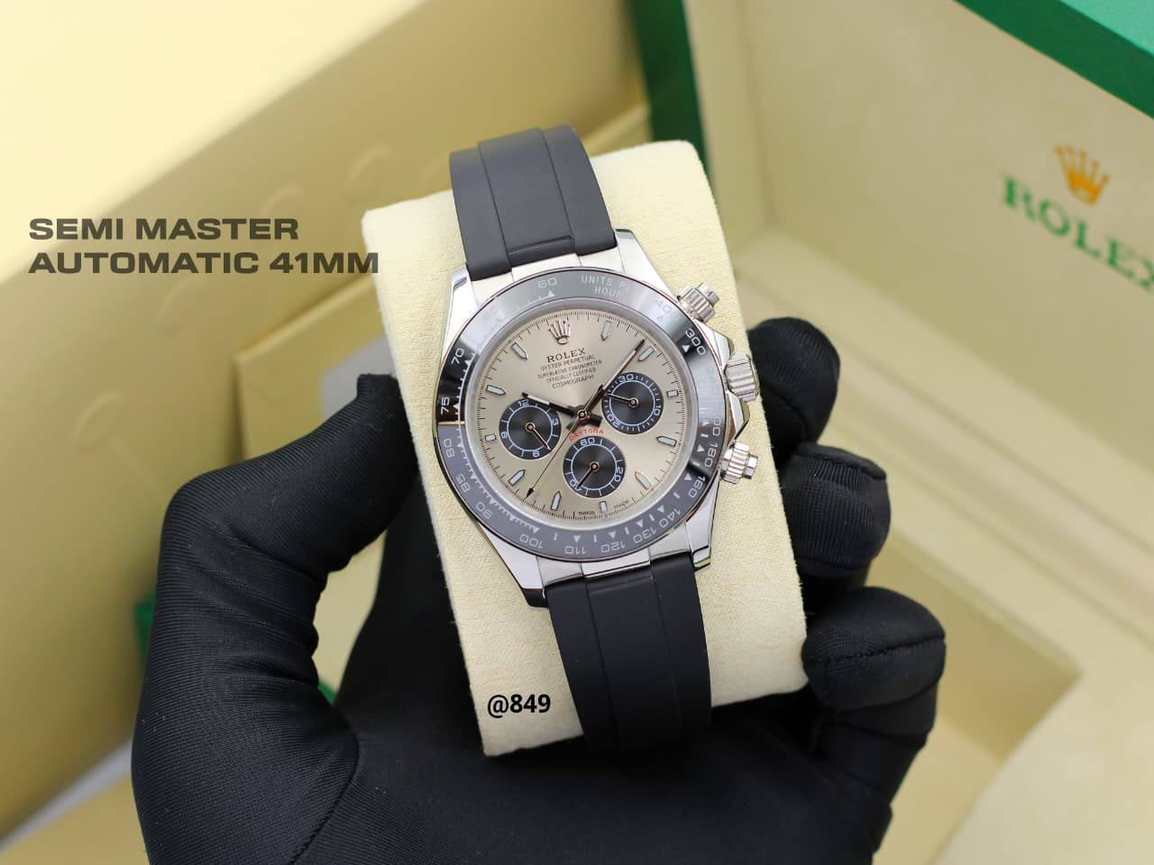 ROLEX DAYTONA SEMI MASTER QUALITY 41MM

*AUTOMATIC*

450 dhs🇦🇪🇦🇪

Zain58
♥️♥️♥️