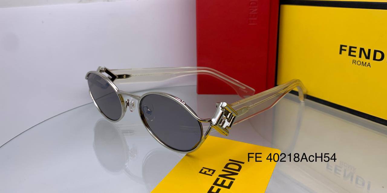 Fendi
master quality 
180 dhs💓

Zain126
