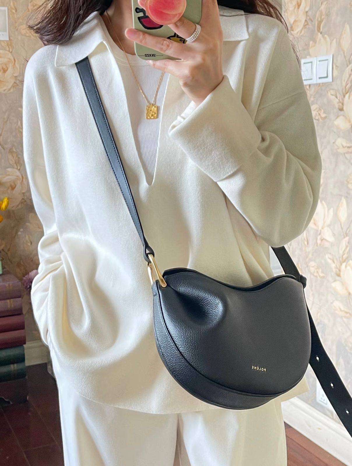 POLENE 
HIGH QUALITY 
100 dhs❣️
SIZE: 26cm

Zain39
♥️♥️♥️
