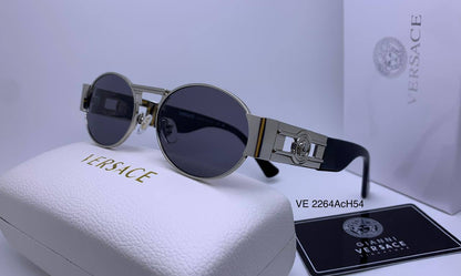 Master quality 
sunglasses 
180 dhs❣️

Zain126
♥️♥️♥️