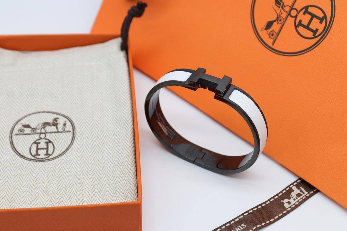 Hermes Bracelet

Super Master
110 dhs🇦🇪🇦🇪


Zain33
♥️♥️♥️