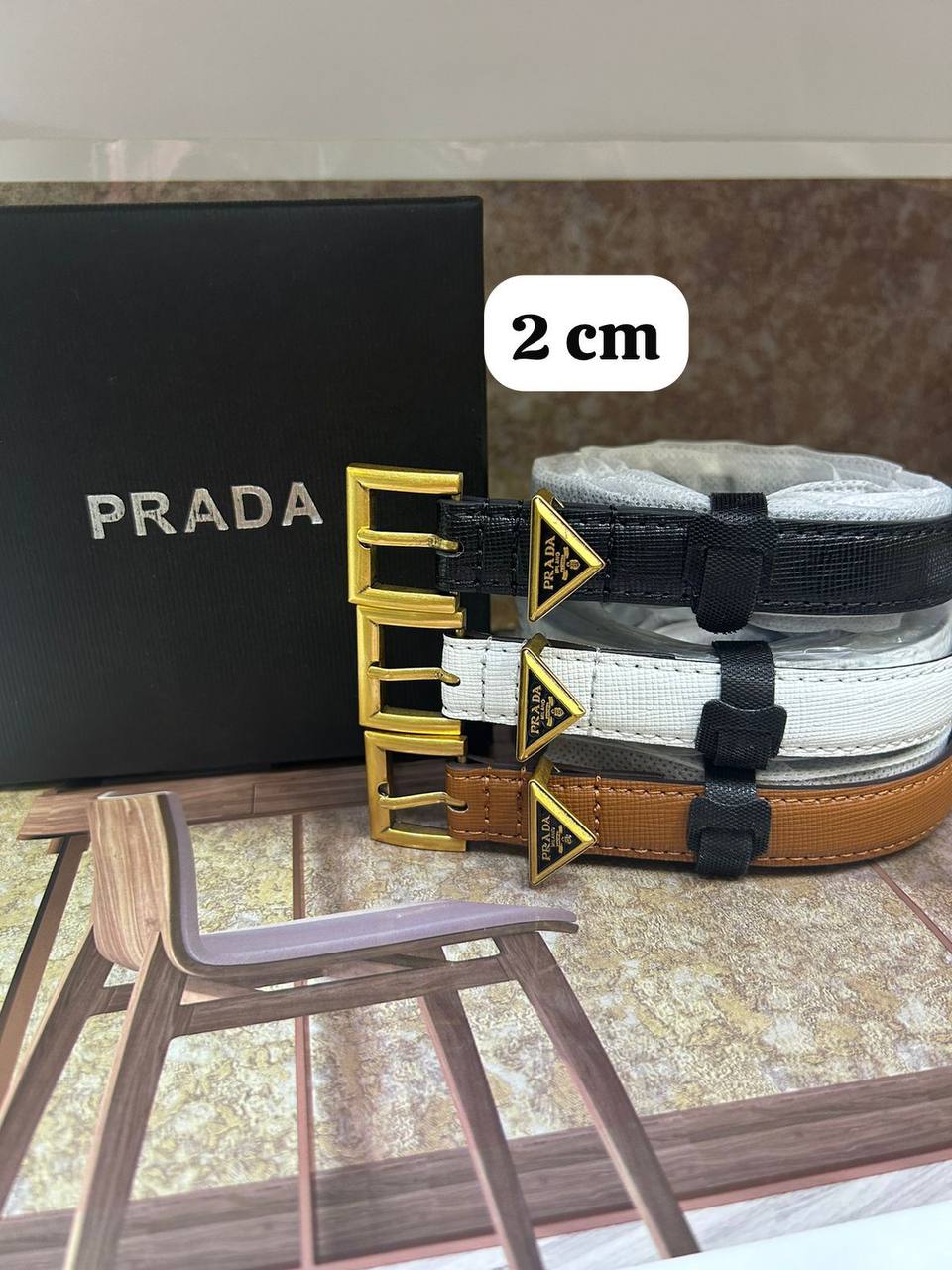 Leather belt

with box 
🎁🎁🎁

60 dhs✅

Zain190
♥️♥️♥️