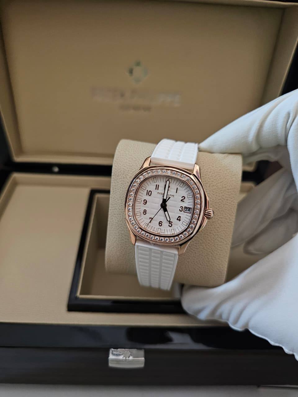 PATEK PHILIPPE
( WOMEN )
Swiss Movement🇨🇭
Water Resistant 💧
Sapphire Crystal 
Super Master Quality 
With Original Box  📦🛍️
For Price 👇 WhatsApp✅
0568585901 
0507557372
0552275751 Owner Zain 👌

Zain282
♥️♥️♥️