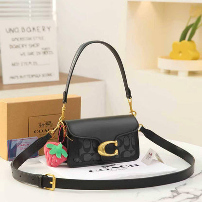 🍓 Coach Tabby
1️⃣ First quality +🎁  
+🍓Pendant
Size : 20 * 11 cm
100 dhs🇦🇪🇦🇪
with box 🎁

Zain115
♥️♥️♥️