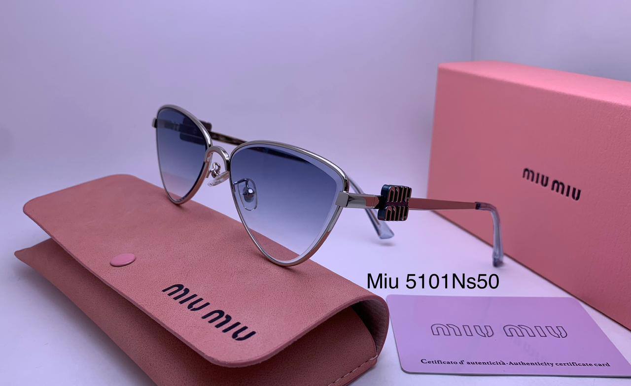 Miu Miu
70 dhs🪙🌨️

Zain126
♥️♥️♥️