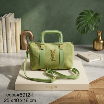 YSL - Yves Saint Laurant
ᴛᴏᴘ ʜᴀɴᴅʟᴇ sᴘᴇᴇᴅʏ
sᴜᴇᴅᴇ & ʟᴇᴀᴛʜᴇʀ ᴍᴀᴛᴇʀɪᴀʟ
ɢᴏʟᴅ ʜᴀʀᴅᴡᴀʀᴇ
ᴡɪᴛʜ ʟᴏɴɢ ʙᴇʟᴛ sᴛʀᴀᴘ
sɪᴢᴇ: 25 cm

75 dhs✅

Zain31
♥️♥️♥️