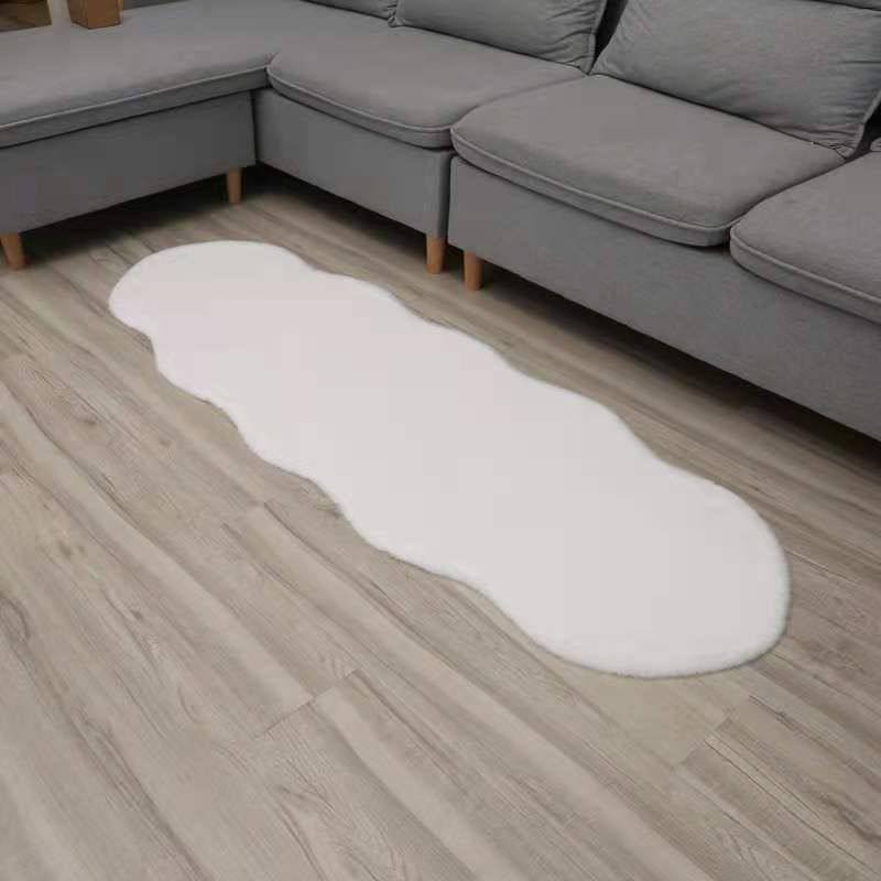 Rugs 
Size 180/60
80 dhs✅

Zain99
♥️♥️♥️