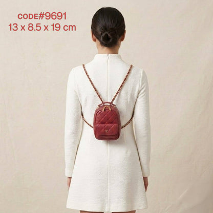 Chanel ᴍɪɴɪ ʙᴀɢᴘᴀᴄᴋ
ᴍɪɴɪ CC ᴄʟᴀsᴅɪᴄ ʟᴏɢᴏ
ǫᴜɪʟᴛᴇᴅ ᴄᴀʟғsᴋɪɴ ʟᴇᴀᴛʜᴇʀ
ʟɪɢʜᴛ ɢᴏʟᴅ ʜᴀʀᴅᴡᴀʀᴇ
sɪᴢᴇ : 13 cm
ᴡɪᴛʜ BOX

80 dhs🇦🇪🇦🇪

Zain31
♥️♥️♥️