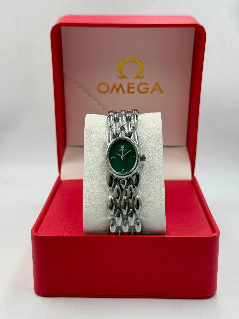 Omega Ladies 
offer price
40 dhs🪙🖤

Zain08
♥️♥️♥️