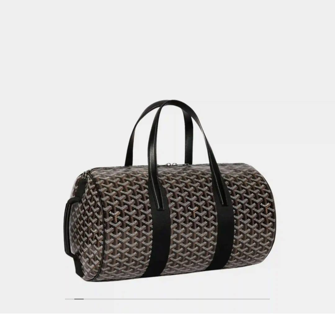 Goyard
Travel Bags
110 dhs💛

Zain143
♥️♥️♥️