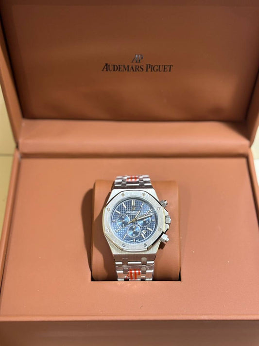 Audemars piguet for men ... automatic🌹🌹🌹

350 dhs🪙🌨️

⛔️With box
🎁🎁🎁

Zain108
♥️♥️♥️