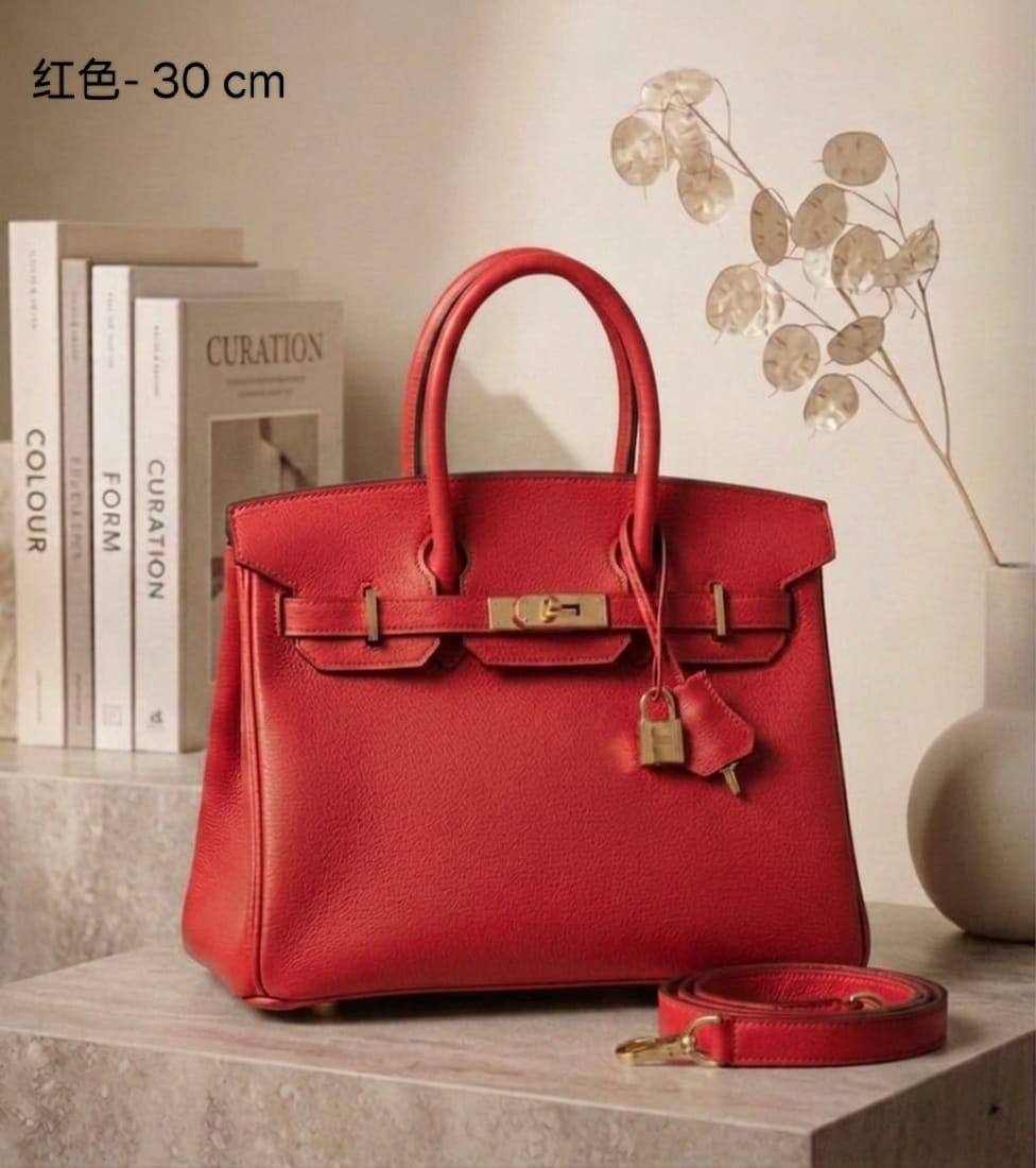 HERMES

 ʙɪʀᴋɪɴ SOFT ʟᴇᴀᴛʜᴇʀ ɢᴏʟᴅ ʜᴀʀᴅᴡᴀʀᴇ ᴡɪᴛʜ ʟᴏɴɢ ʙᴇʟᴛ sᴛʀᴀᴘ 

sɪᴢᴇ : 30 cm
ɢᴏᴏᴅ ǫᴜᴀʟɪᴛʏ ᴍᴀᴛᴇʀɪᴀʟ 

115 dhs🇦🇪🇦🇪

Zain31
♥️♥️♥️