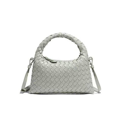 Bottega

95 dhs✅

with box
🎁🎁🎁

Zain42
♥️♥️♥️
