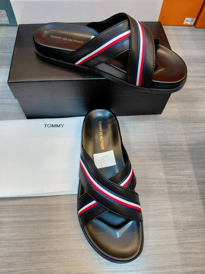 Coach Alexander, Tommy, 
Men Slipper,
New Collection High Quality 
Size 40 To 45
120 dhs✅

Zain16
♥️♥️♥️