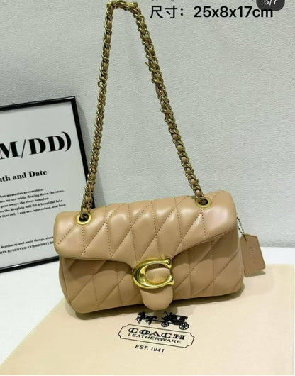 COACH 

WITH BOX 🎁 

110DHS🇦🇪🇦🇪

HIGH QUALITY

Zain169
♥️♥️♥️