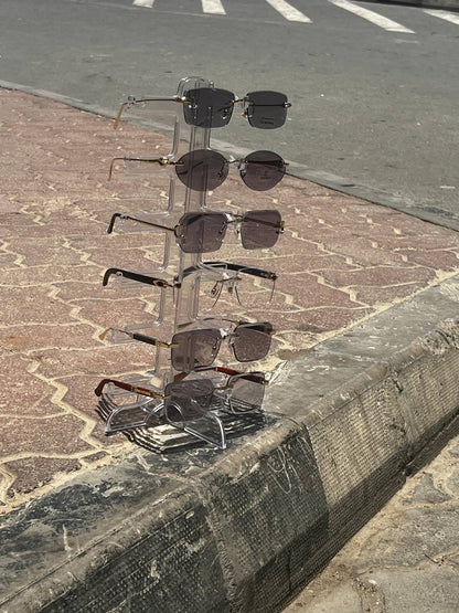 Cartie New💥*
Sunglasses 🕶️ 
Anti-blue light ➕Photochromic 
good quality 💯
With master box 🗃️ 
55 dhs✅

Zain273
♥️♥️♥️