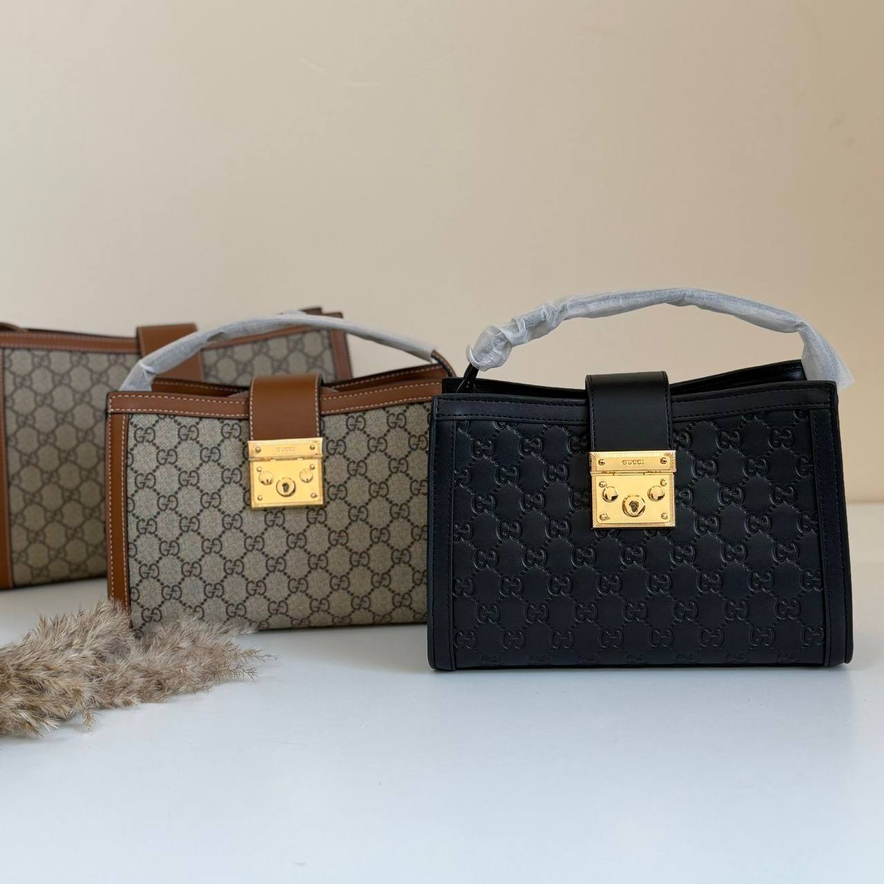 Gucci
Master
270 dhs✅ Small
290 dhs✅ Big

Zain134
♥️♥️♥️