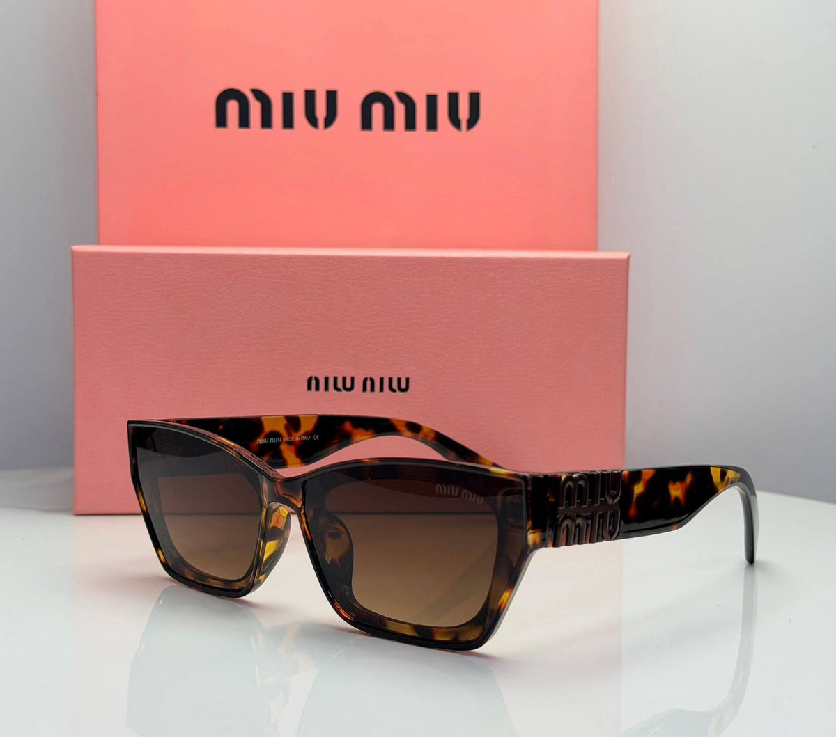 Miu Miu
Sunglasses 

65 dhs🇦🇪🇦🇪

Zain182
♥️♥️♥️