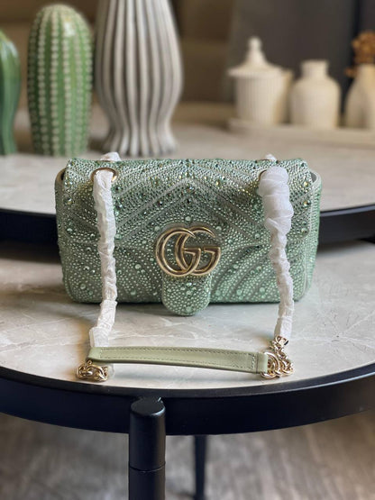 GUCCI ✨
Size:20Cm 💥
Available original box 📦 
With full packing 🎀🎀
Super high quality 💥💥
For Price 👇 WhatsApp✅
0568585901 
0507557372
0552275751 Owner Zain 👌

Zain283
♥️♥️♥️