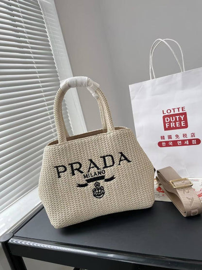 Prada - Loewe - YSL - Bottega
Miu Miu - Fendi - Valentino
Master 
For Price 👇 WTSP Text Zain 0568585901

Zain142
♥️♥️♥️