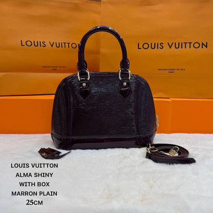 LV ᴀʟᴍᴀ
ᴡɪᴛʜ ʟᴏɴɢ sᴛʀᴀᴘ
ᴡɪᴛʜʙᴏx
🎁🎁🎁

ʟᴇᴀᴛʜᴇʀ/ɢᴀᴍᴏsᴀ
sɪᴢᴇ:25ᴄᴍ
95 dhs✅

Zain56
♥️♥️♥️