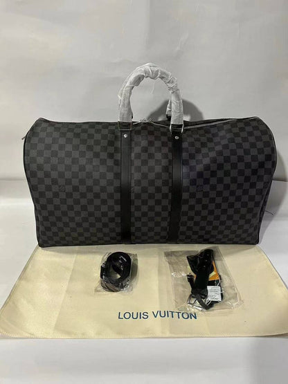 LV Travel Bag
New arrival
⚡55cm
120 dhs✅

Zain118
♥️♥️♥️